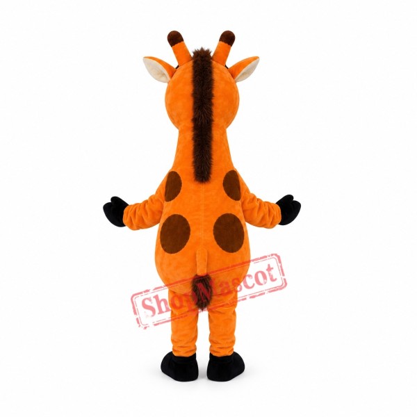 Friendly Realistic Giraffe Mascot Costume Friendly Realistic Giraffe Mascot Costume