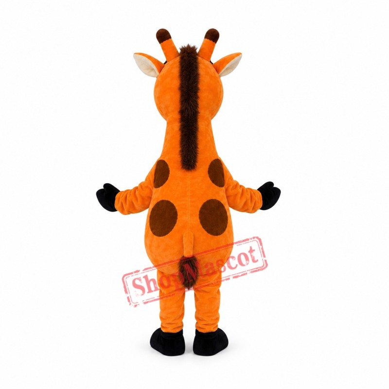 Friendly Realistic Giraffe Mascot Costume Friendly Realistic Giraffe Mascot Costume